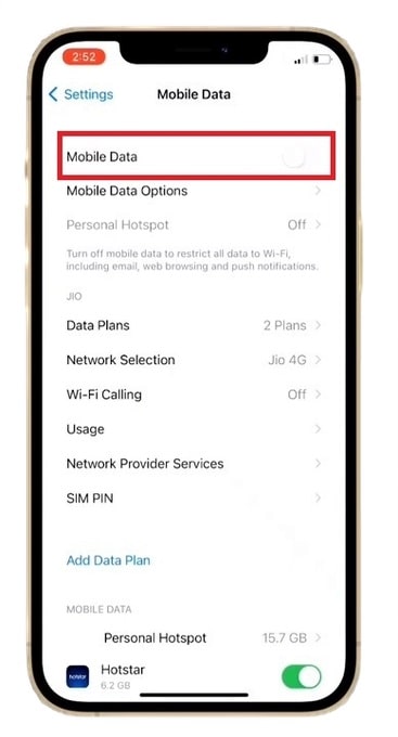 Turn data off to fix iPhone Not Sending Pictures To Android